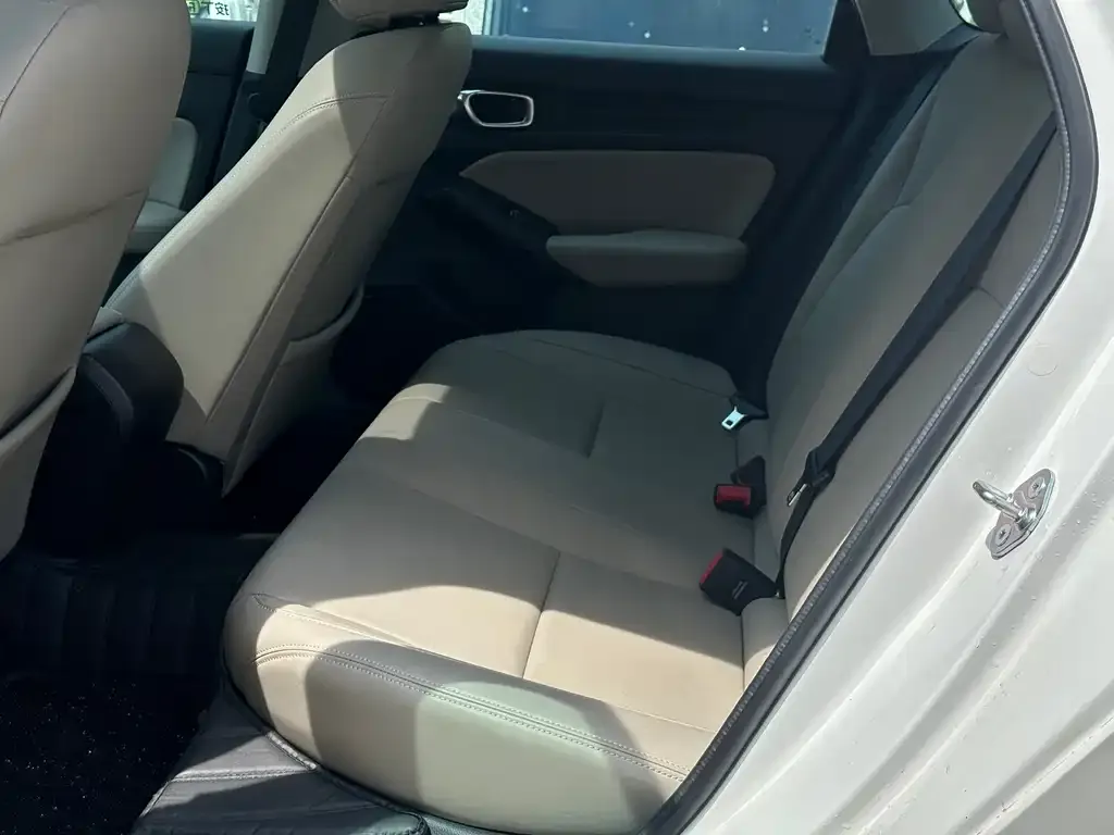 Honda Civic — фото 3