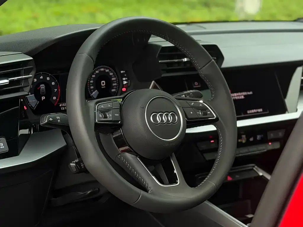 Audi A3 — фото 2