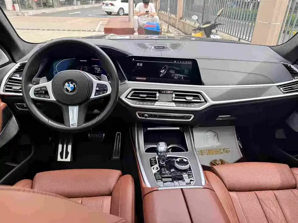 BMW X7 — фото 4