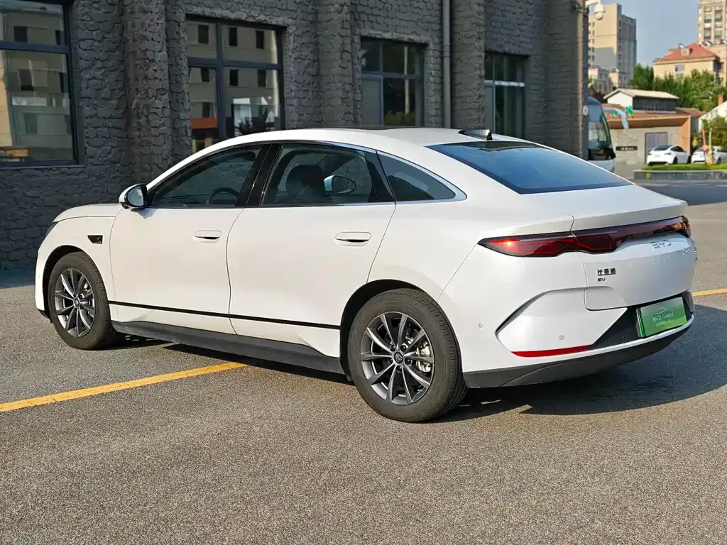BYD Qin L — фото 3