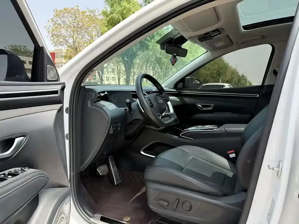Hyundai Tucson 2023 из CN, фото 5