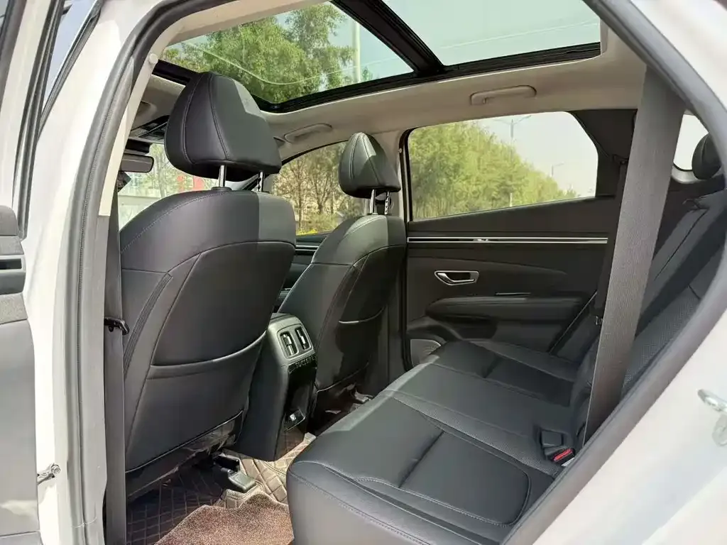 Hyundai Tucson 2023 из CN, фото 7