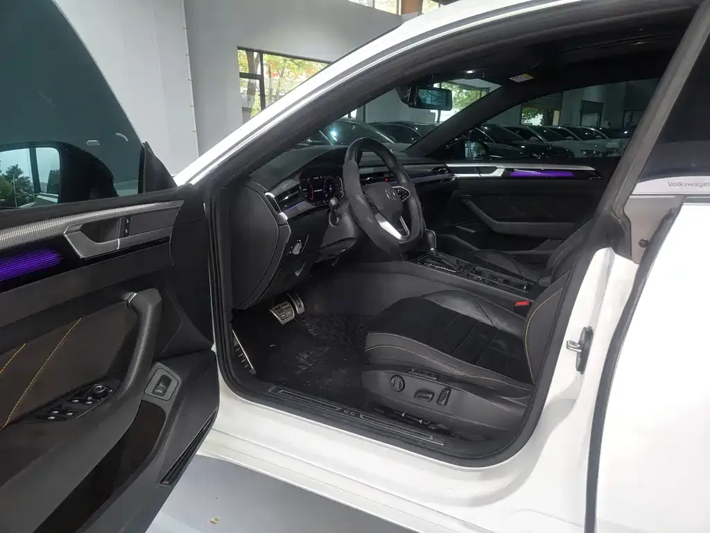 Volkswagen CC 2025 из CN, фото 4