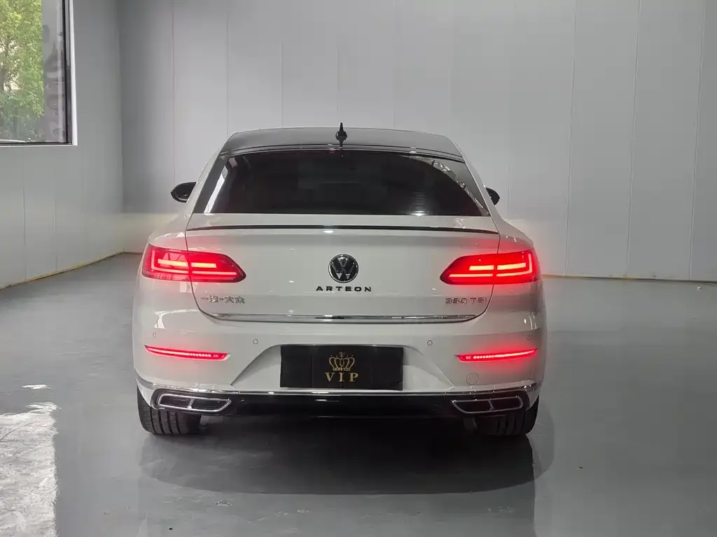 Volkswagen CC 2025 из CN, фото 2