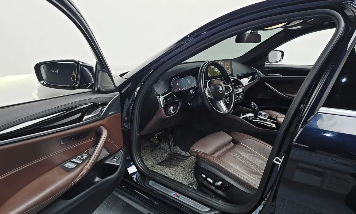 BMW 5-Series 2022 из KR, фото 10