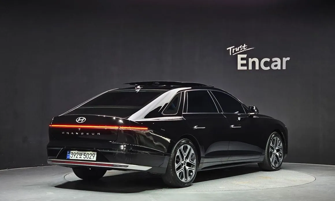 Hyundai Grandeur 2023 из KR, фото 8