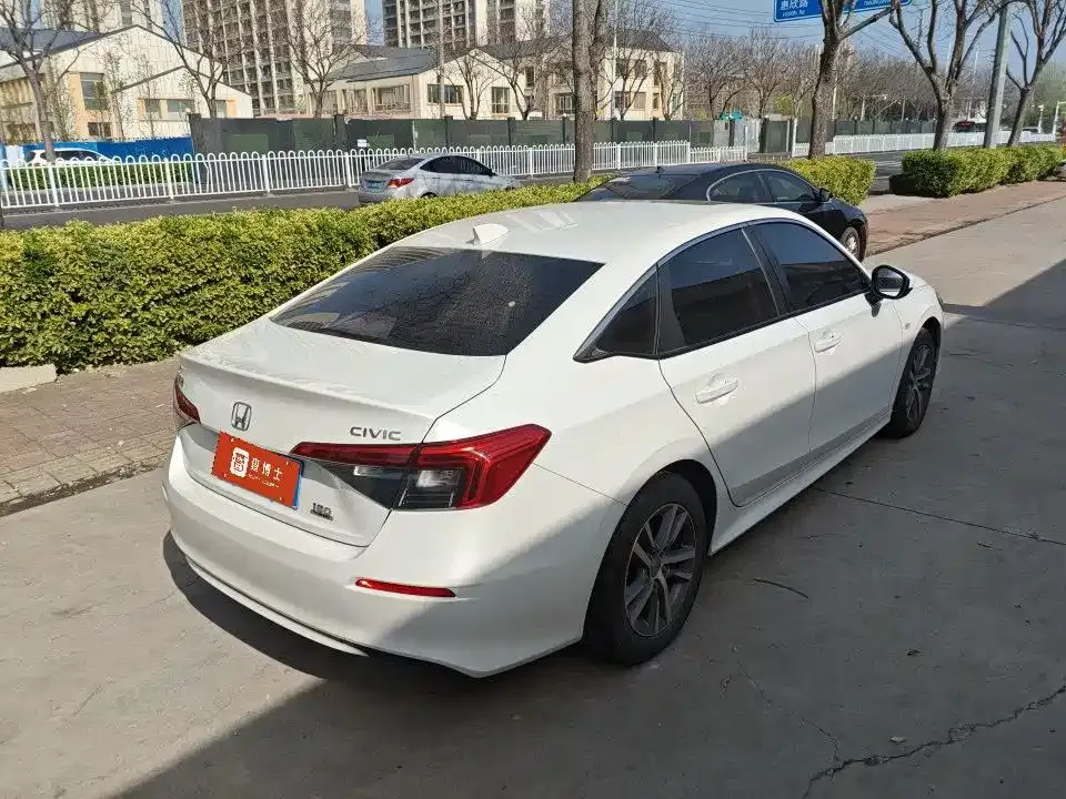 Honda Civic — фото 7