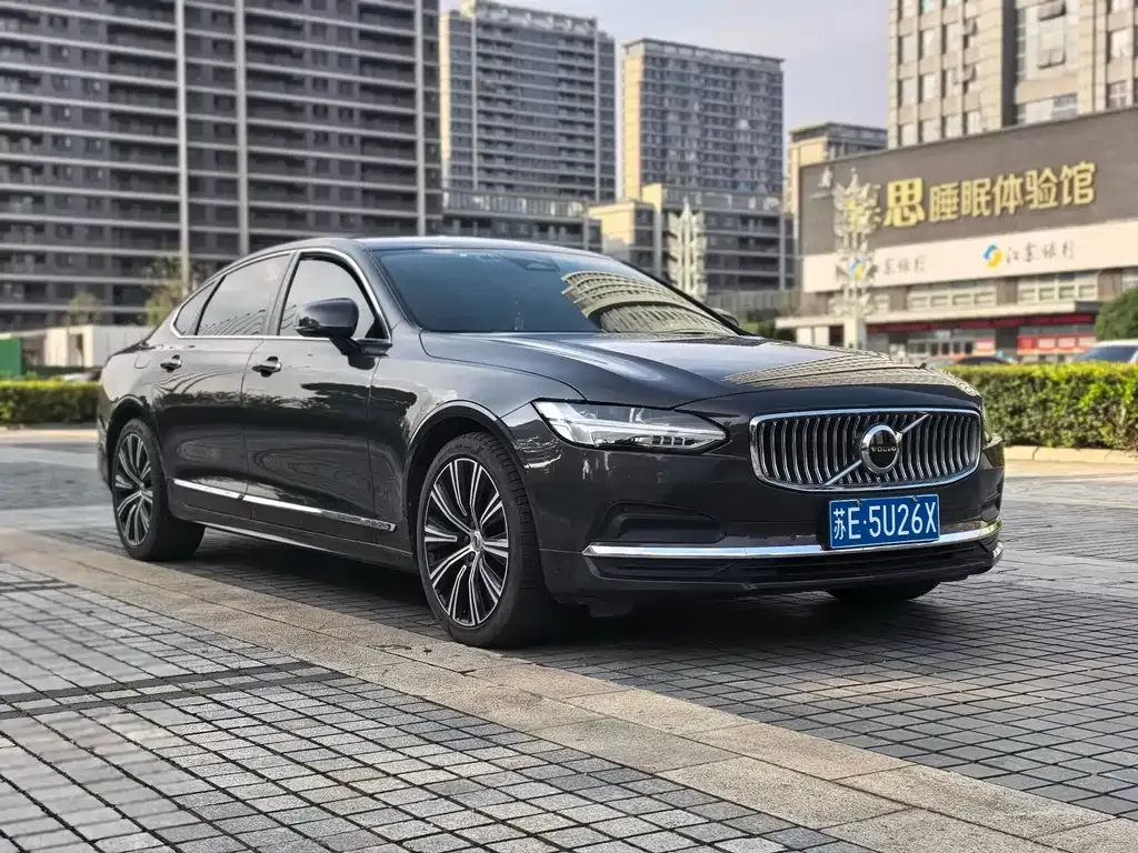 Volvo S90 — фото 3