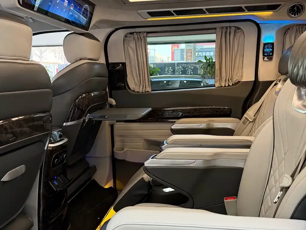 Ford Tourneo 2022 из CN, фото 3