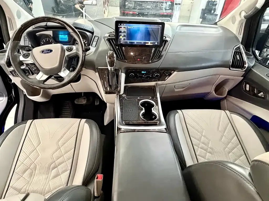 Ford Tourneo 2022 из CN, фото 8