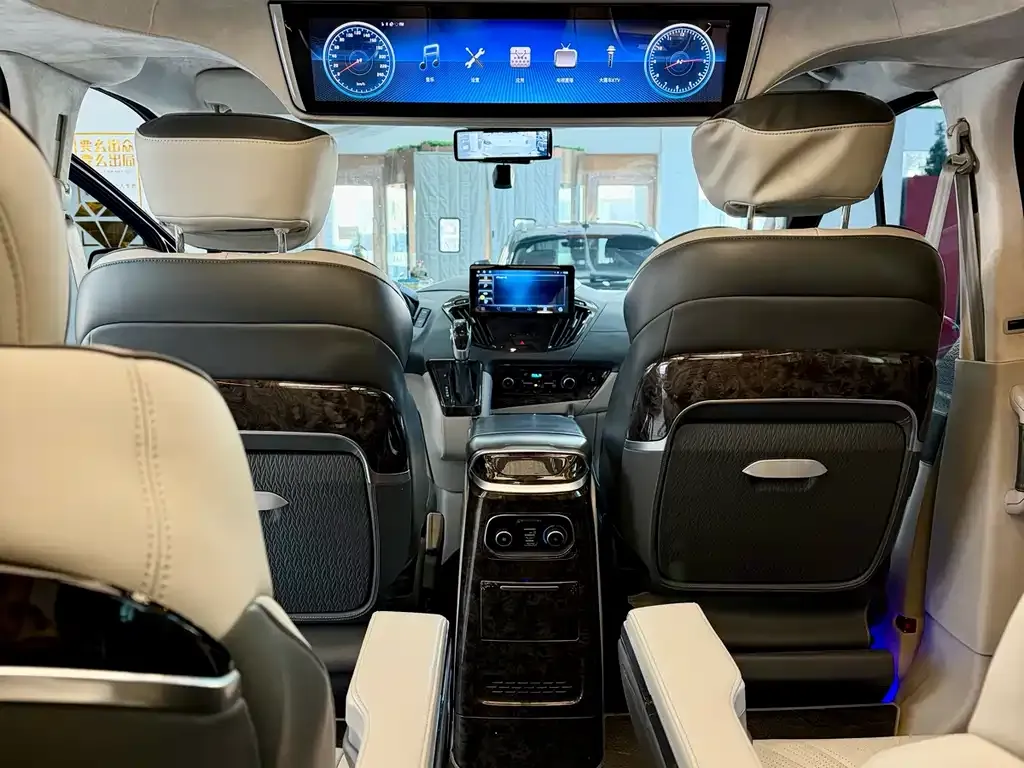 Ford Tourneo 2022 из CN, фото 6