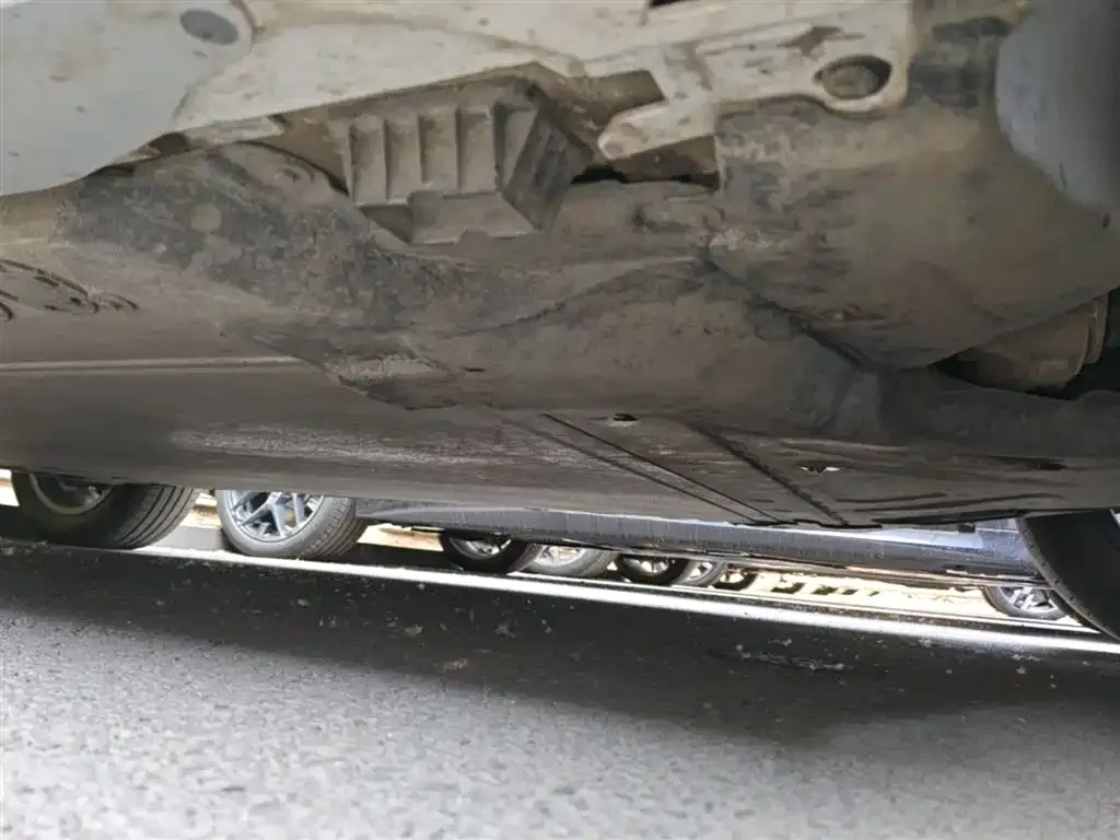 BMW iX1 2025 из CN, фото 2