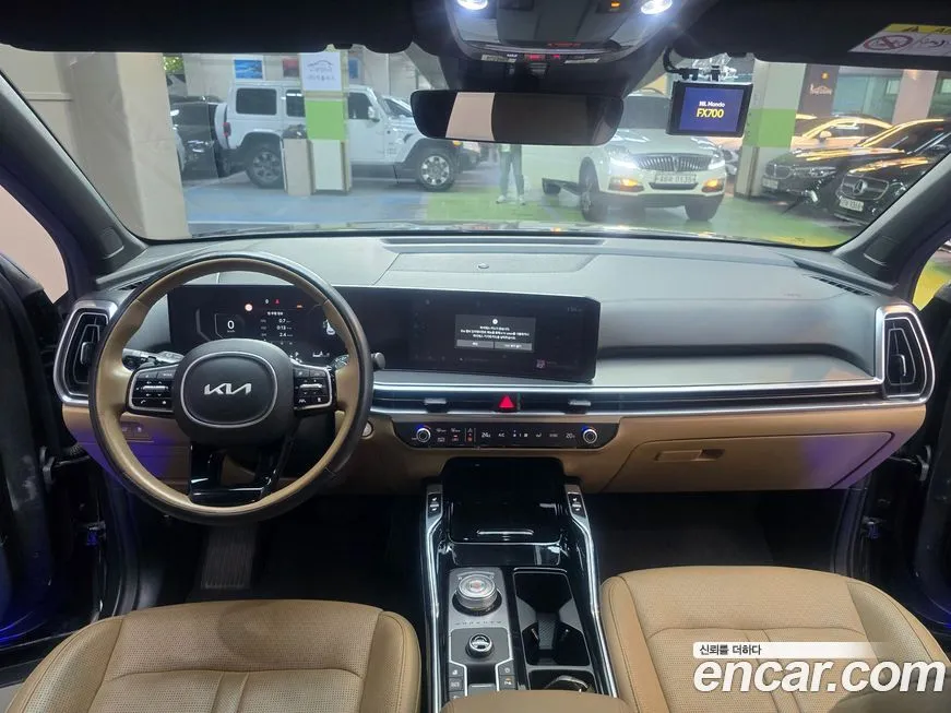 Kia Sorento — фото 9