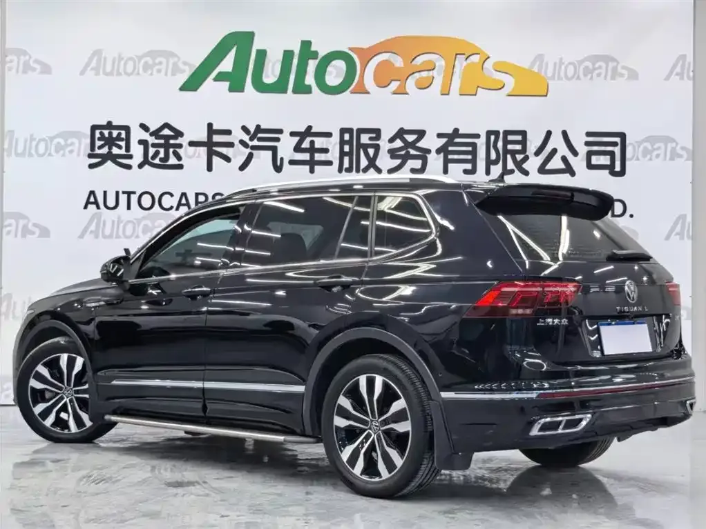 Volkswagen Tiguan L — фото 8