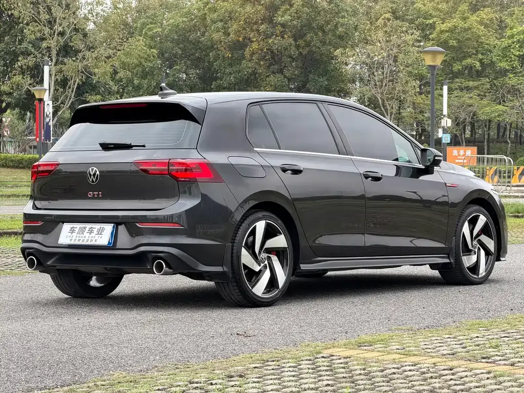 Volkswagen Golf GTI 2023 из CN, фото 9