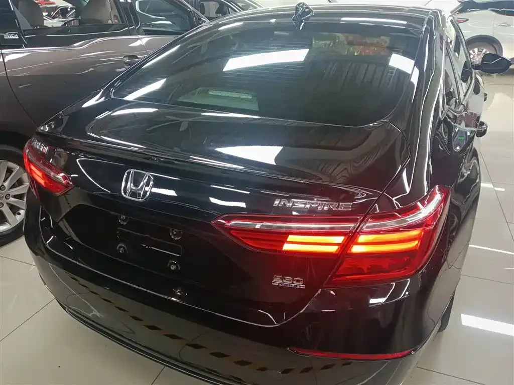 Honda Inspire 2023 из CN, фото 5