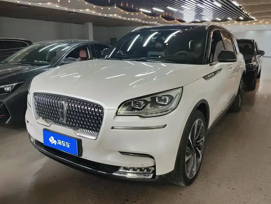 Lincoln Aviator — фото 1