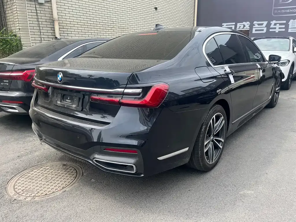 BMW 7 Series 2021 из CN, фото 8