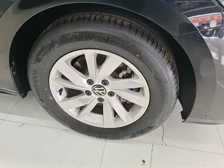 Volkswagen 帕萨特插电混动 — фото 2