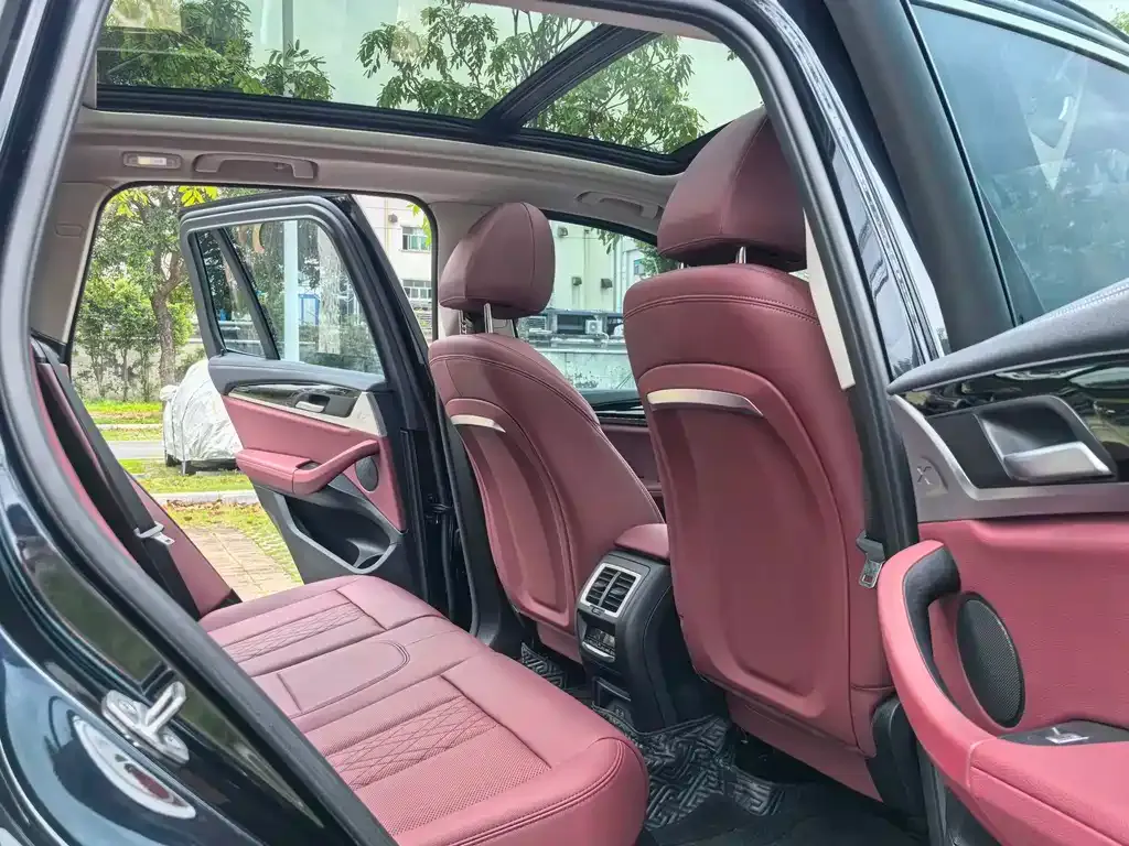 BMW iX3 2023 из CN, фото 3