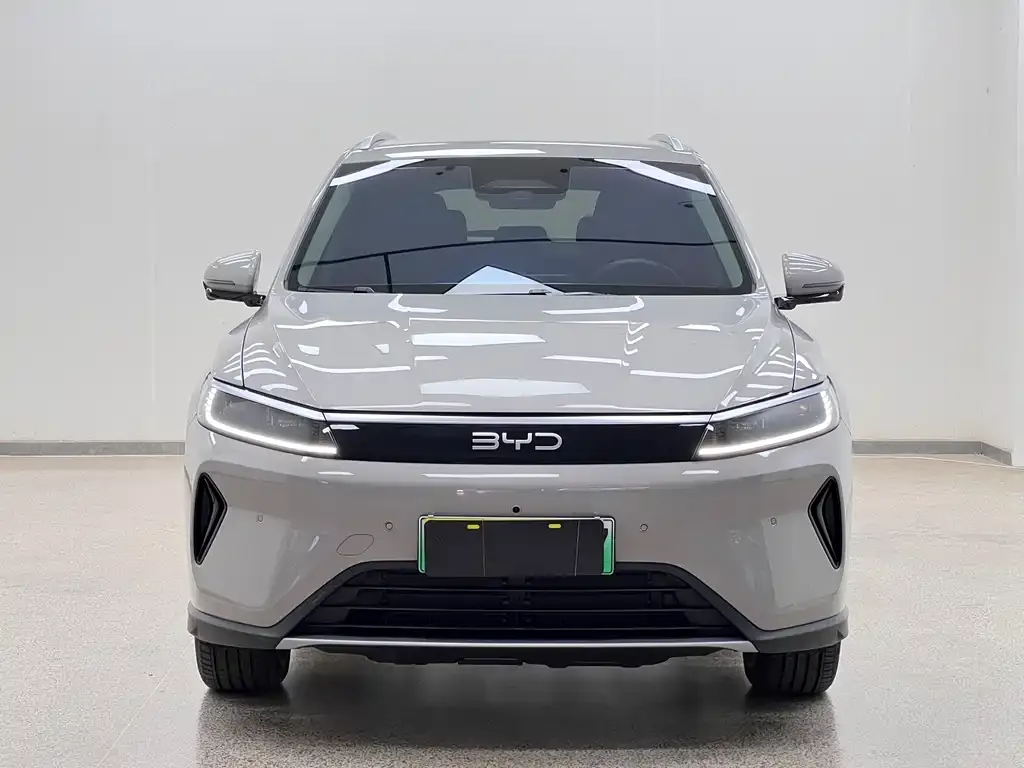 BYD Seal 05 DM-i — фото 8