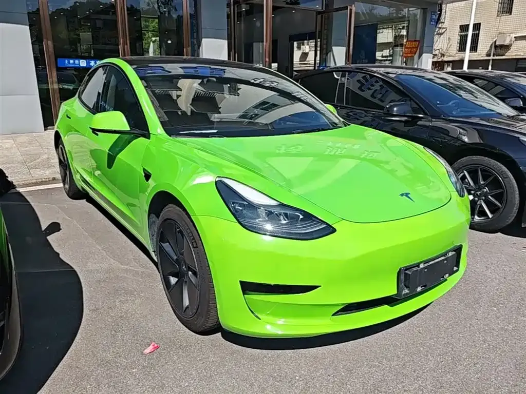 Tesla Model 3 — фото 6