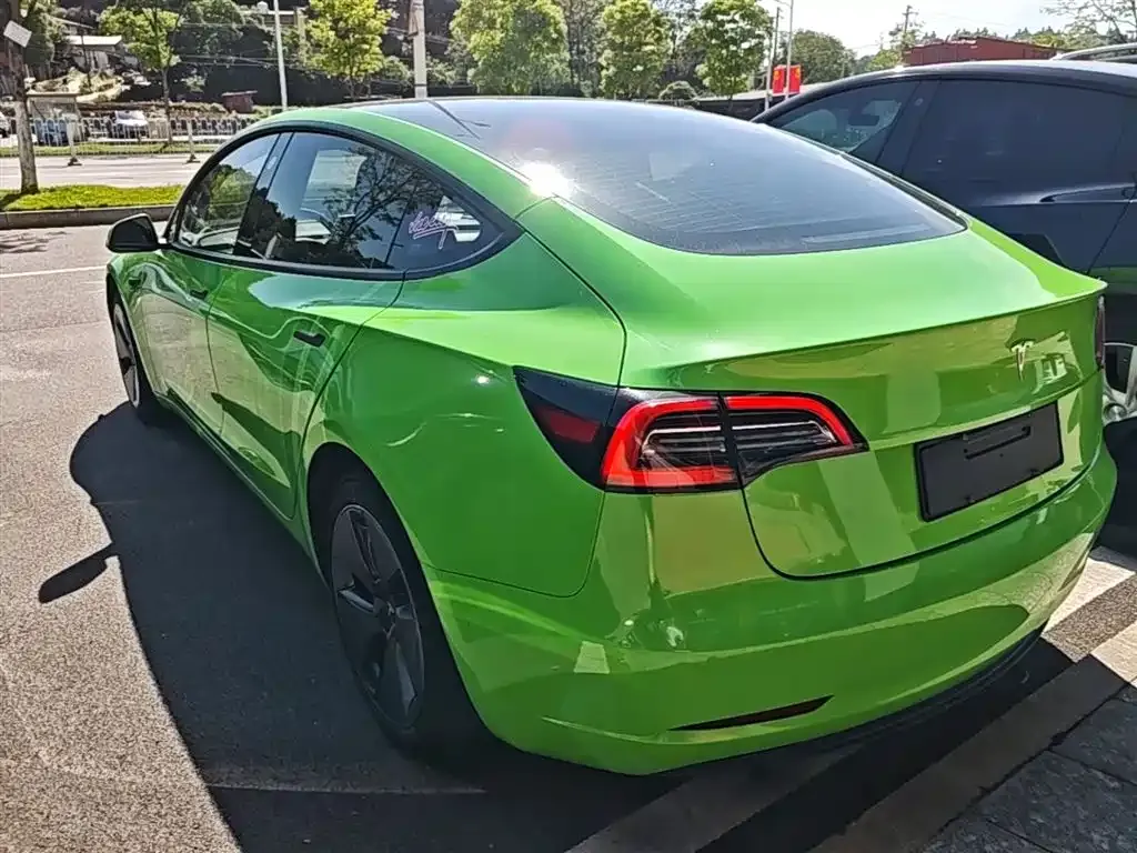 Tesla Model 3 — фото 3
