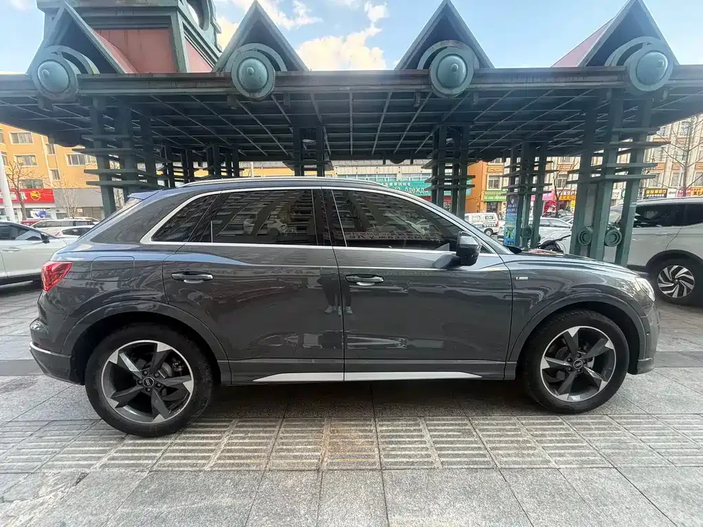 Audi Q3 — фото 5