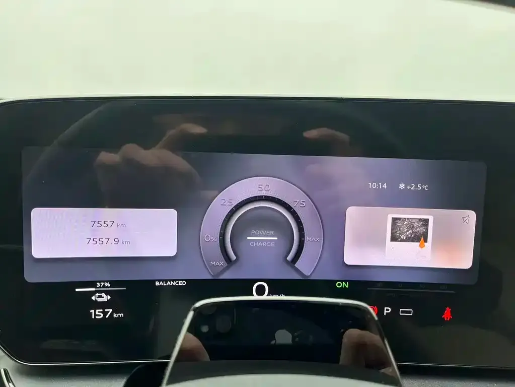 Audi Q6L e-tron 2025 из CN, фото 9