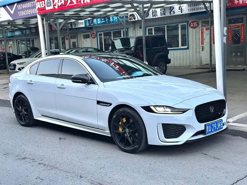 Jaguar XEL — фото 6