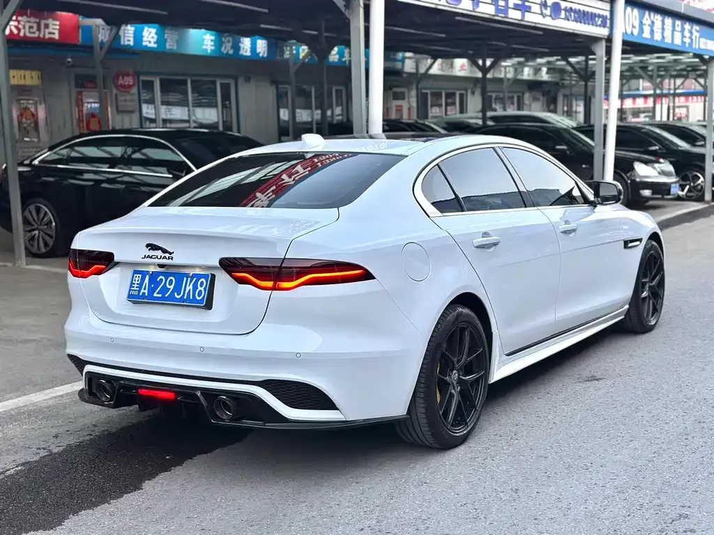 Jaguar XEL — фото 9