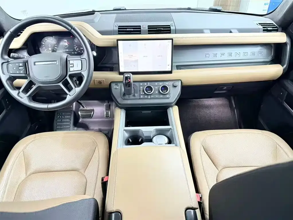 Land Rover Defender — фото 10