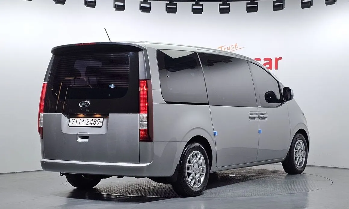 Hyundai Staria — фото 3