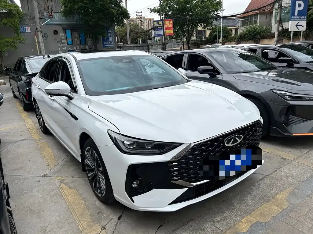 Chery Arrizo 8 PRO — фото 6
