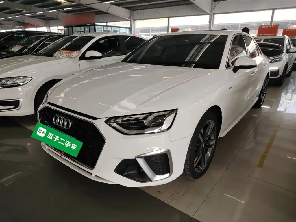 Audi A4L — фото 10