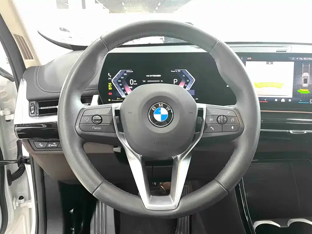 BMW X1 — фото 4