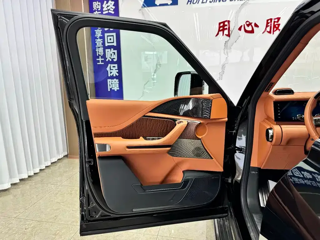 Yangwang U8 2024 из CN, фото 6
