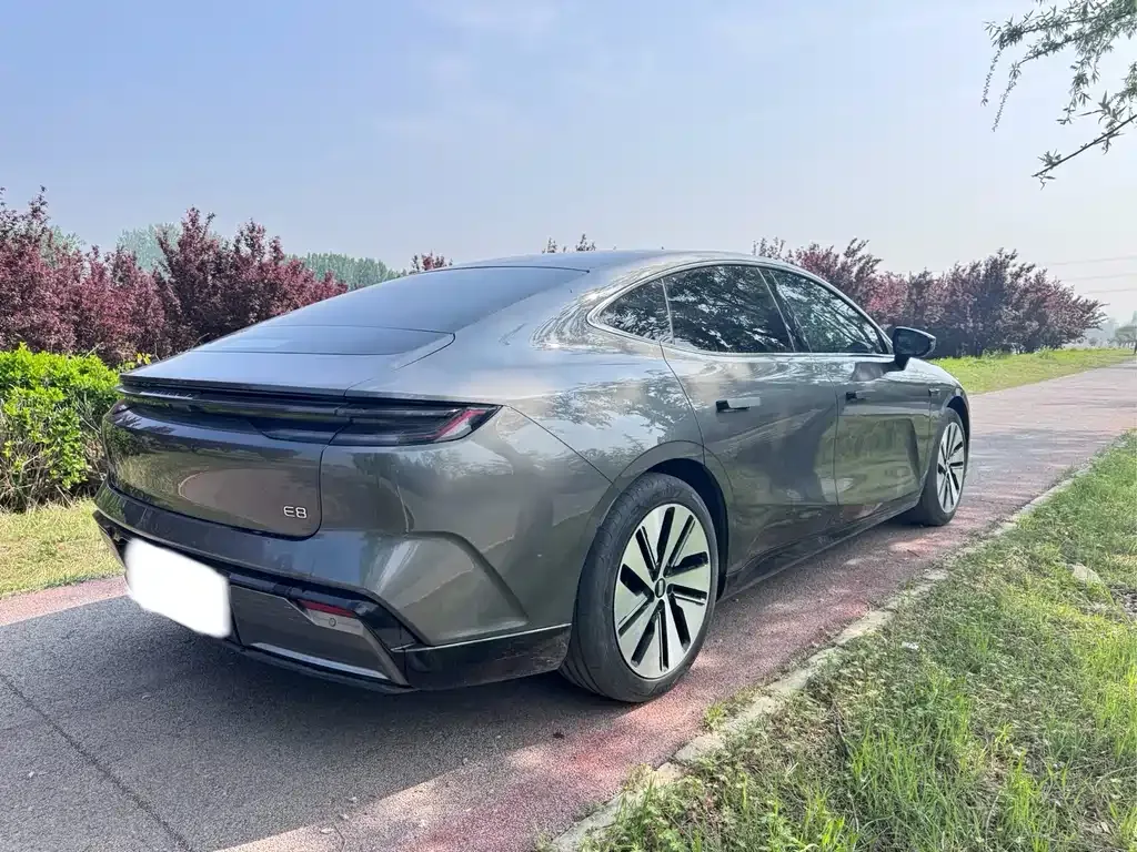 Geely Galaxy E8 2024 из CN, фото 6