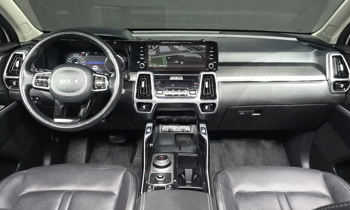 Kia Sorento — фото 10