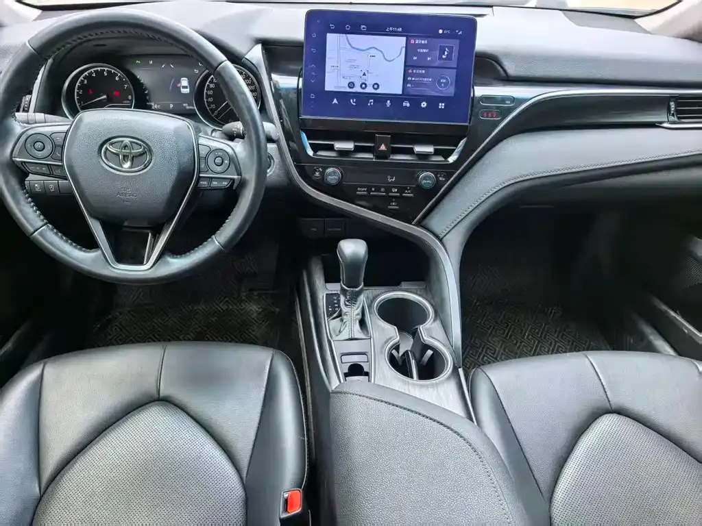 Toyota Camry 2024 из CN, фото 2