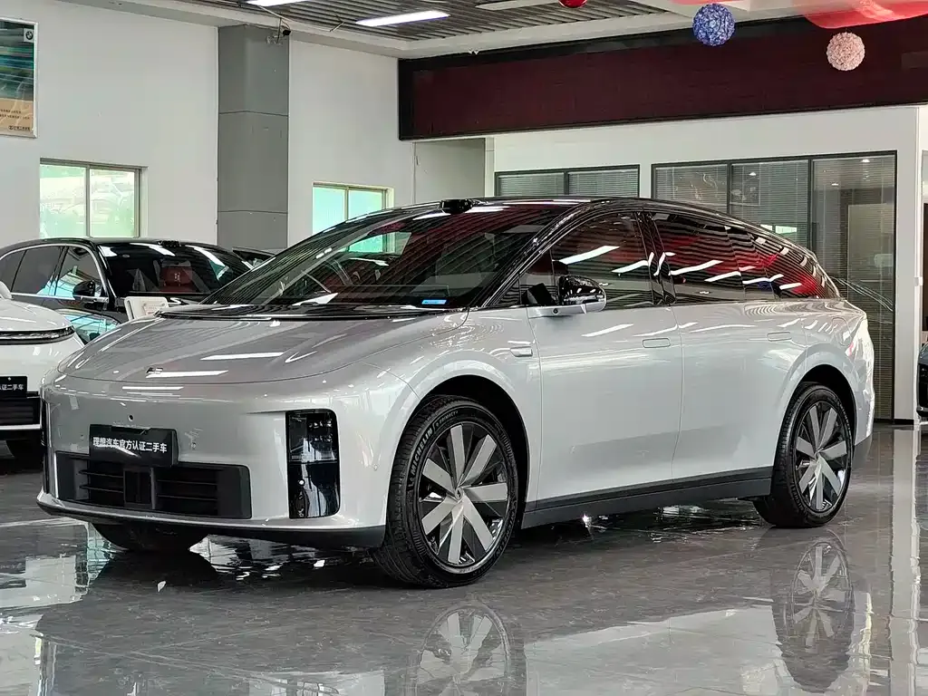 Li Auto i6