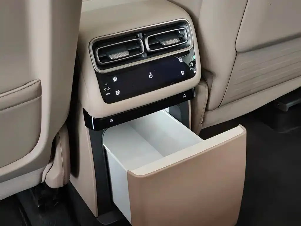 Li Auto i6 2025 из CN, фото 2