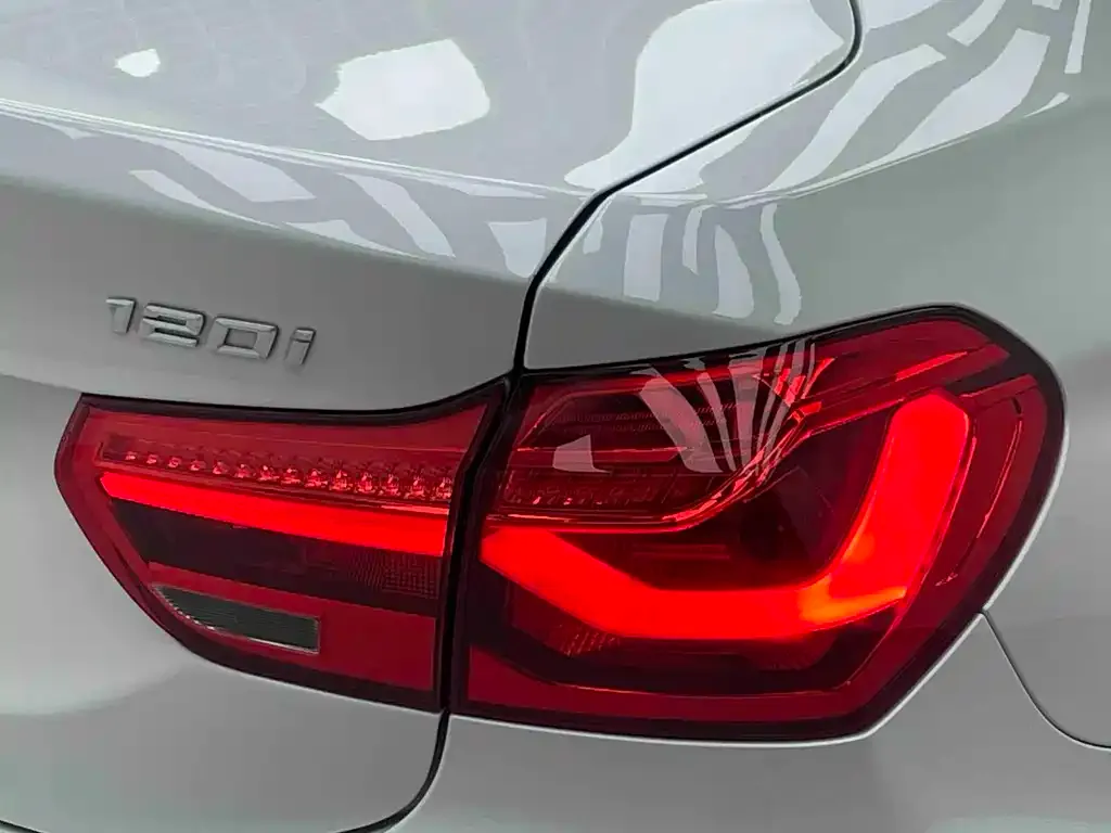BMW 1 Series — фото 9