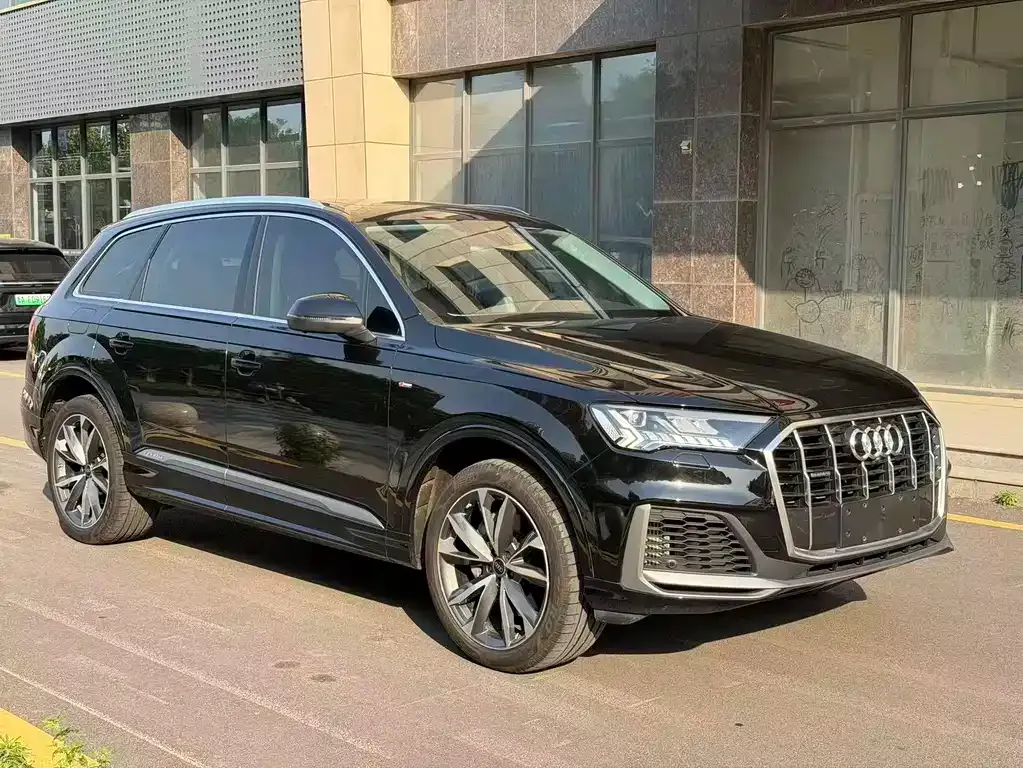 Audi Q7 — фото 2