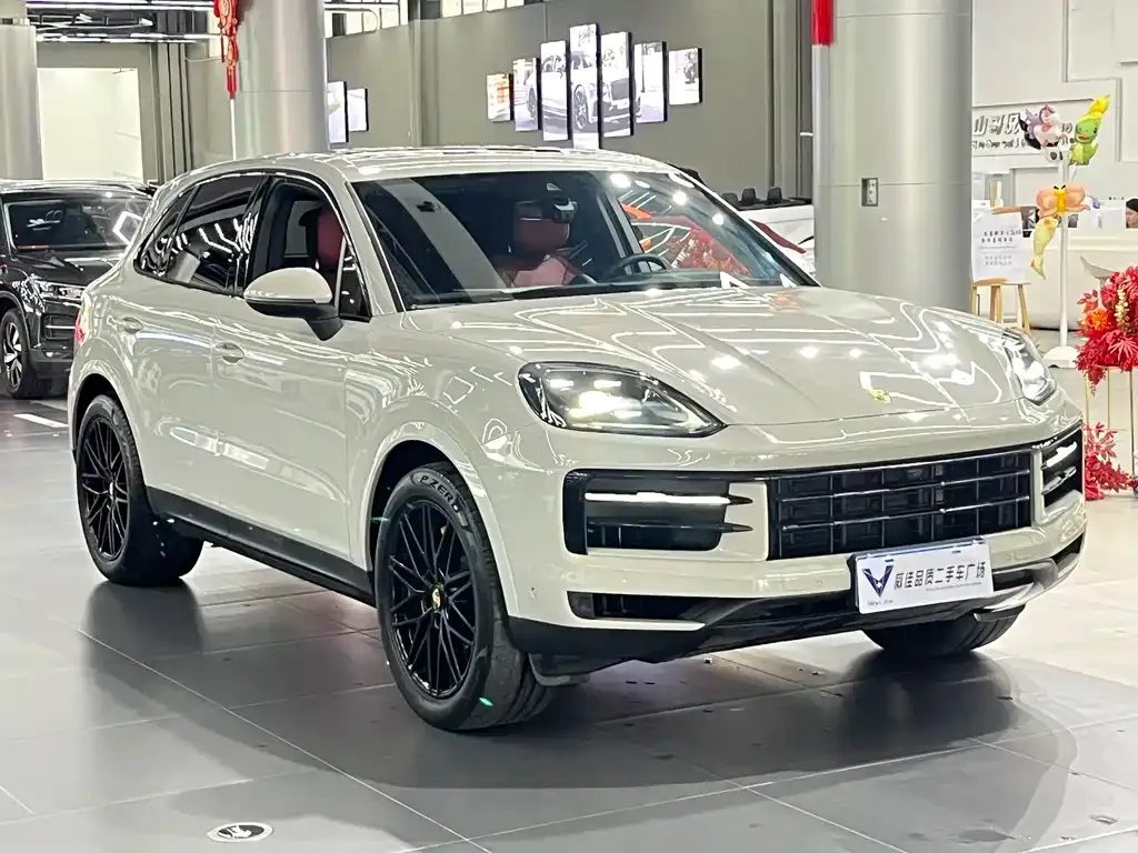 Porsche Cayenne — фото 4