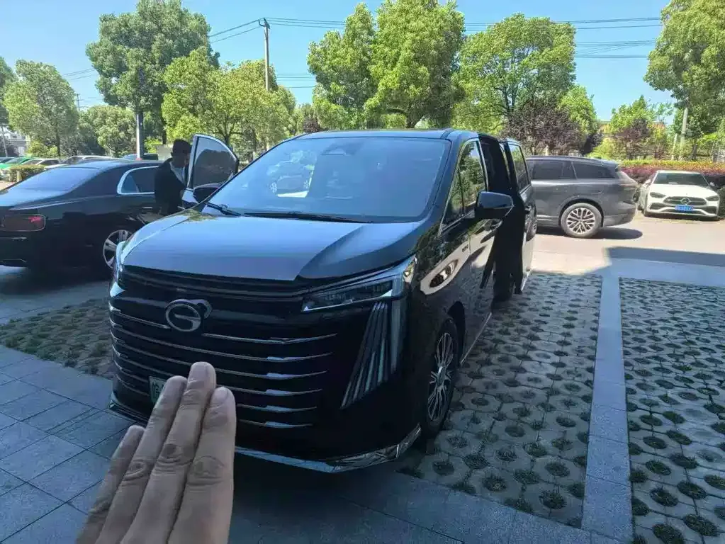 GAC Motor Trumpchi E9