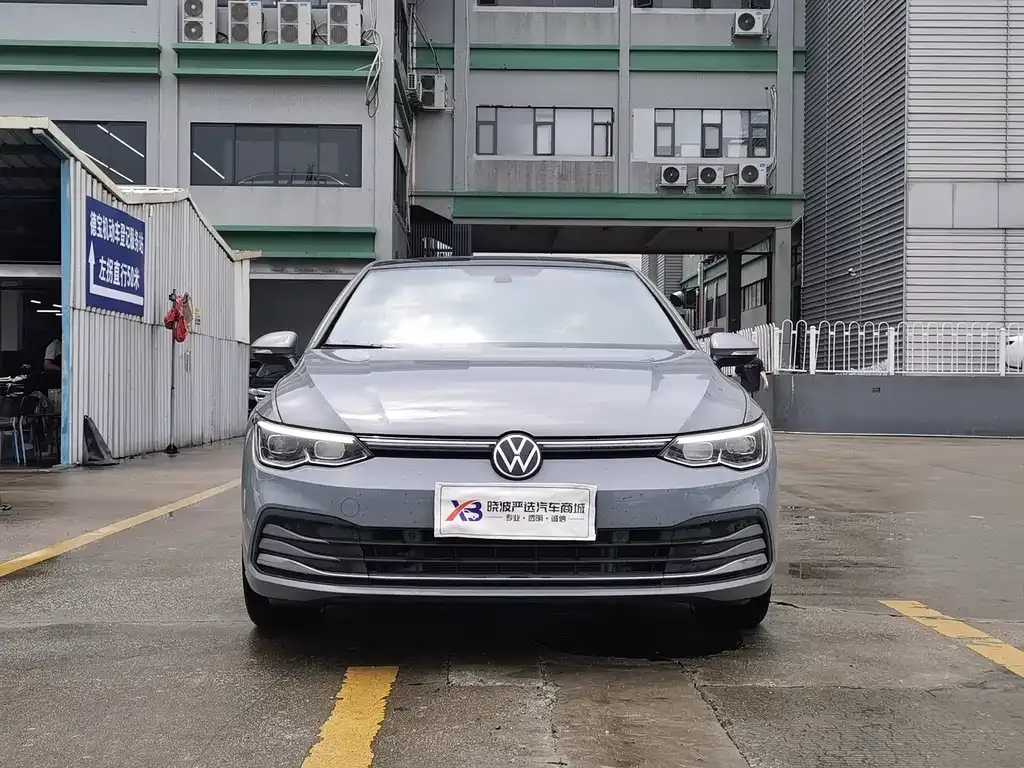Volkswagen Golf — фото 10