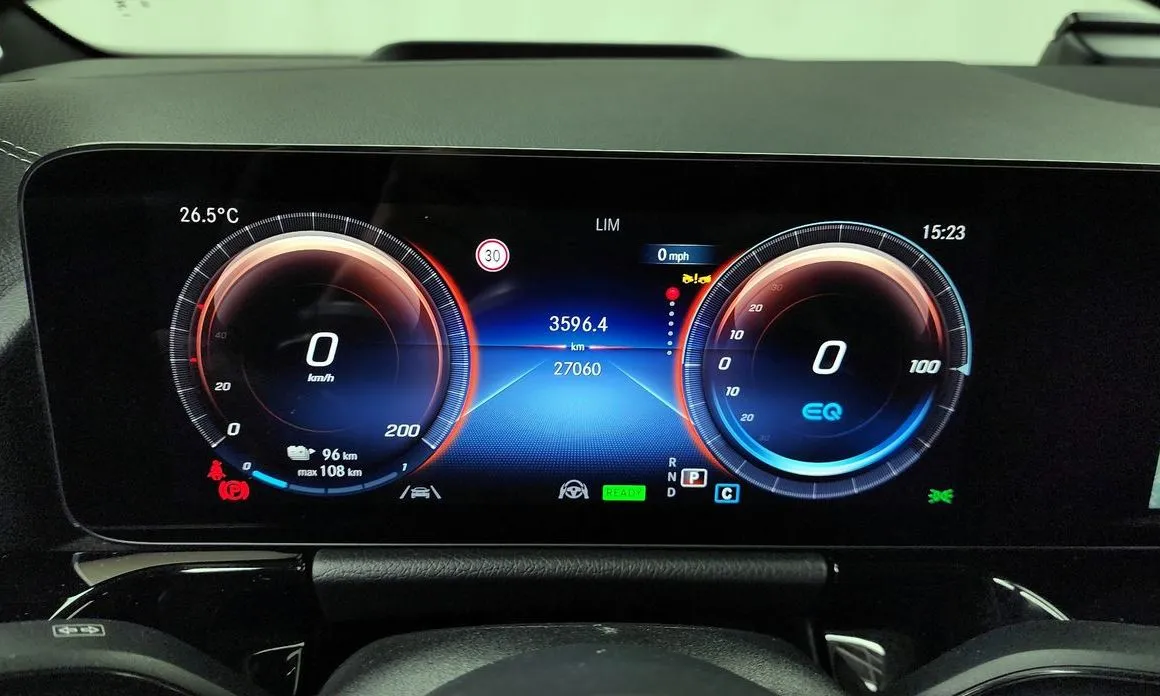 Mercedes-Benz EQA 2023 из KR, фото 10