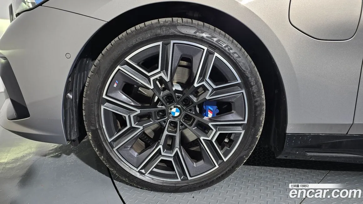 BMW 5-Series 2026 из KR, фото 7