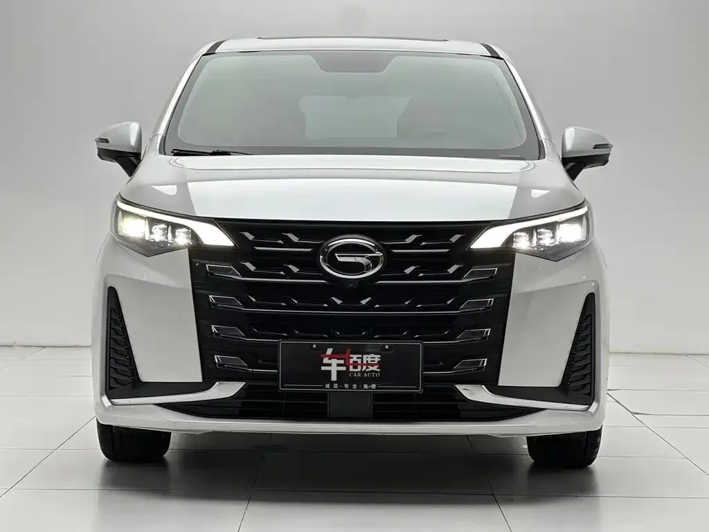 GAC Motor Trumpchi M6 — фото 6